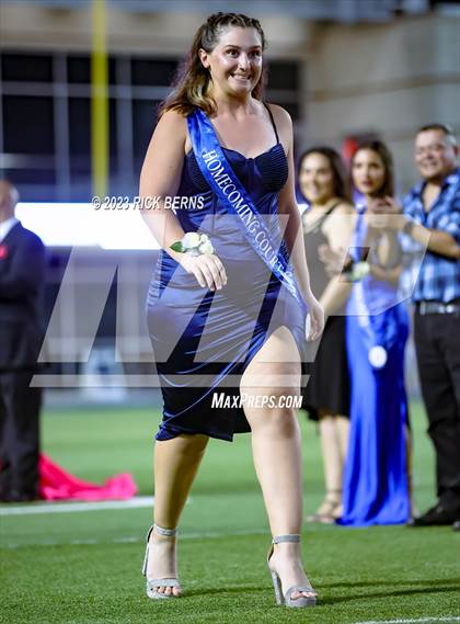 Thumbnail 2 in Grand Oaks vs Willis photogallery.