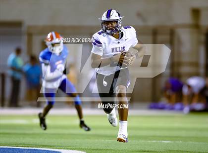 Thumbnail 1 in Grand Oaks vs Willis photogallery.