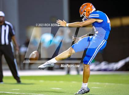 Thumbnail 3 in Grand Oaks vs Willis photogallery.