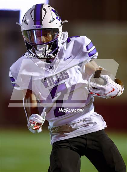 Thumbnail 2 in Grand Oaks vs Willis photogallery.