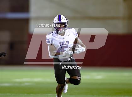 Thumbnail 2 in Grand Oaks vs Willis photogallery.