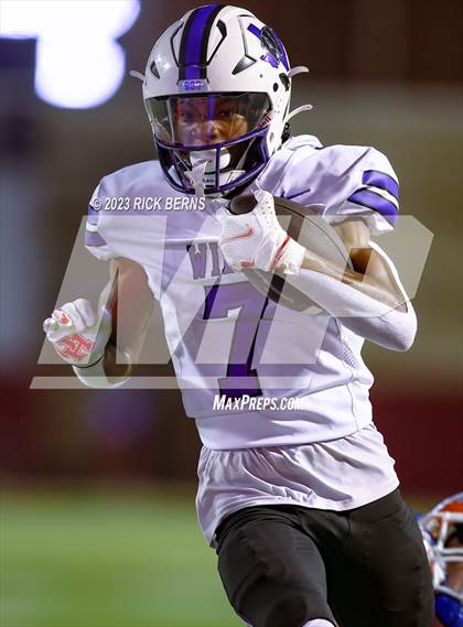 Thumbnail 1 in Grand Oaks vs Willis photogallery.
