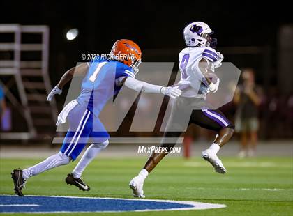Thumbnail 1 in Grand Oaks vs Willis photogallery.