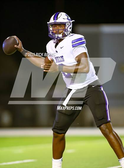 Thumbnail 2 in Grand Oaks vs Willis photogallery.