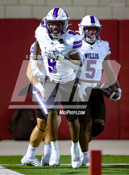 Thumbnail 1 in Grand Oaks vs Willis photogallery.