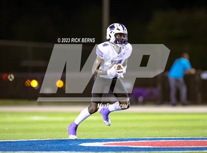 Thumbnail 1 in Grand Oaks vs Willis photogallery.