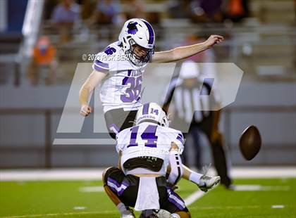 Thumbnail 2 in Grand Oaks vs Willis photogallery.