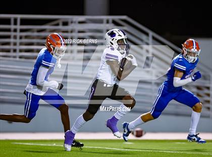 Thumbnail 1 in Grand Oaks vs Willis photogallery.