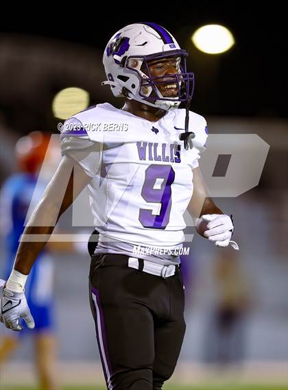 Thumbnail 2 in Grand Oaks vs Willis photogallery.