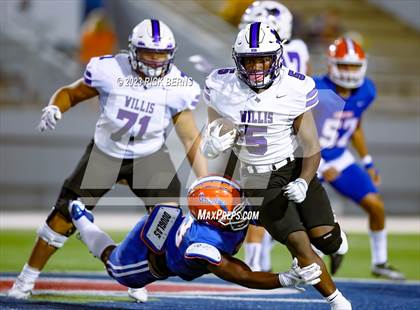 Thumbnail 2 in Grand Oaks vs Willis photogallery.