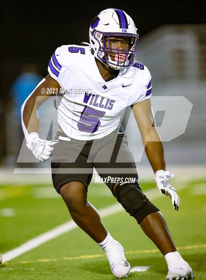 Thumbnail 1 in Grand Oaks vs Willis photogallery.