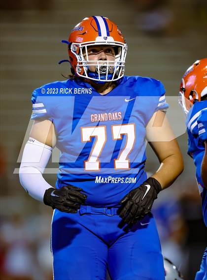 Thumbnail 1 in Grand Oaks vs Willis photogallery.