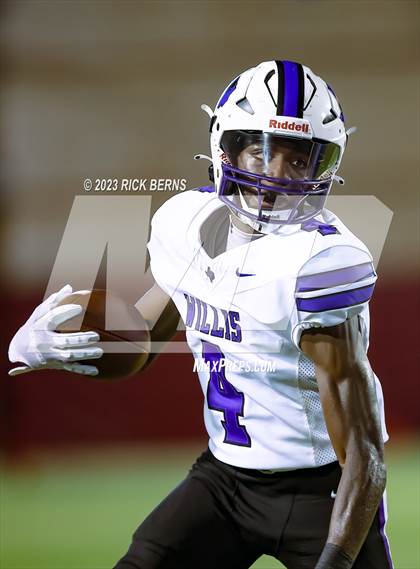 Thumbnail 1 in Grand Oaks vs Willis photogallery.