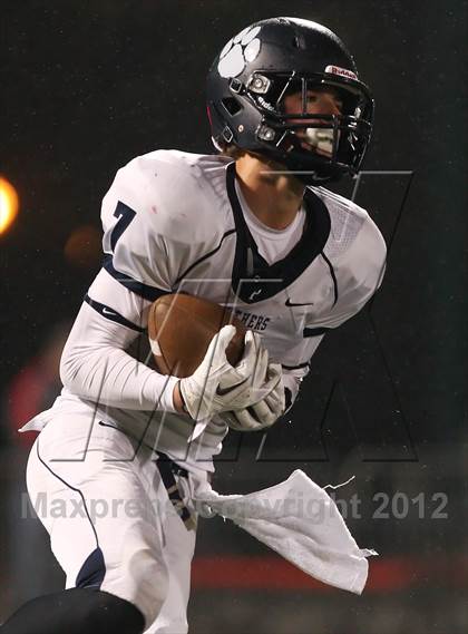 Thumbnail 1 in Mendon/Sutherland vs. Hilton (Section 5 Class AA Semifinal) photogallery.