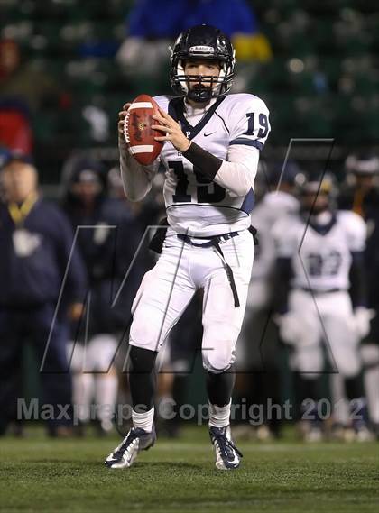 Thumbnail 1 in Mendon/Sutherland vs. Hilton (Section 5 Class AA Semifinal) photogallery.