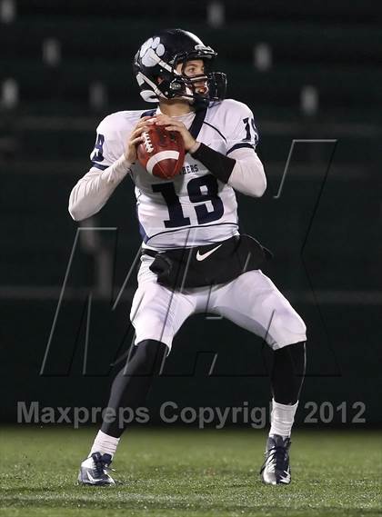 Thumbnail 3 in Mendon/Sutherland vs. Hilton (Section 5 Class AA Semifinal) photogallery.