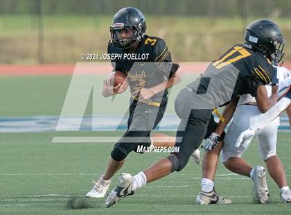 Thumbnail 3 in Nanakuli @ Kamehameha photogallery.