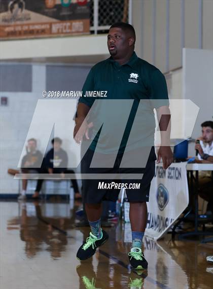 Thumbnail 3 in Garey vs. Hillcrest Christian photogallery.