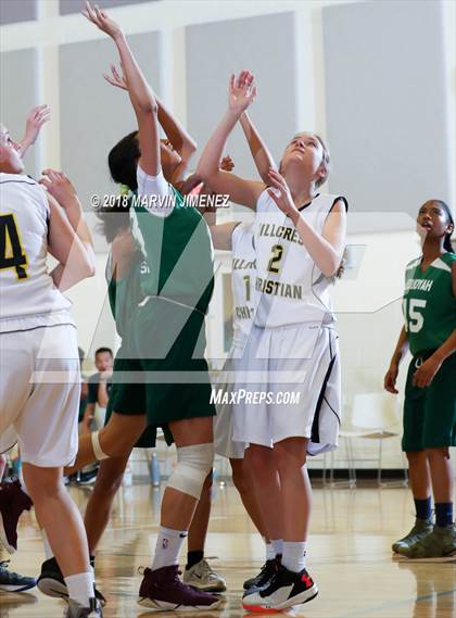 Thumbnail 3 in Garey vs. Hillcrest Christian photogallery.