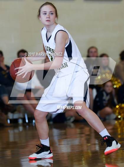 Thumbnail 2 in Garey vs. Hillcrest Christian photogallery.