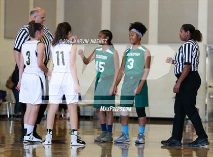 Thumbnail 2 in Garey vs. Hillcrest Christian photogallery.