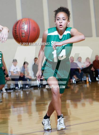 Thumbnail 2 in Garey vs. Hillcrest Christian photogallery.