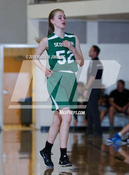 Thumbnail 3 in Garey vs. Hillcrest Christian photogallery.