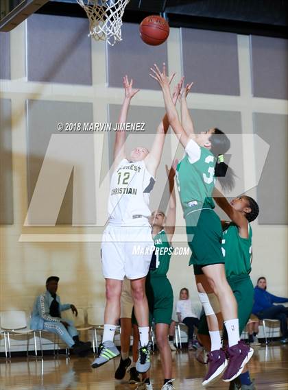 Thumbnail 3 in Garey vs. Hillcrest Christian photogallery.