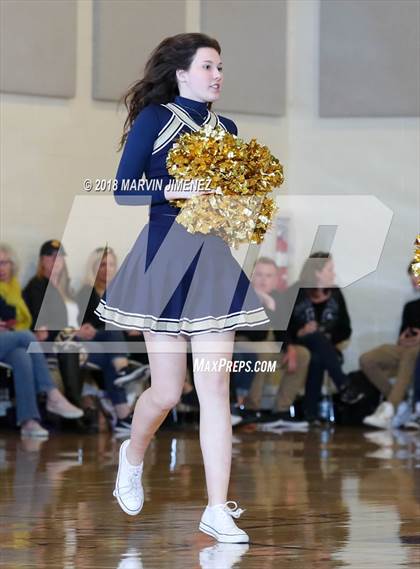 Thumbnail 2 in Garey vs. Hillcrest Christian photogallery.