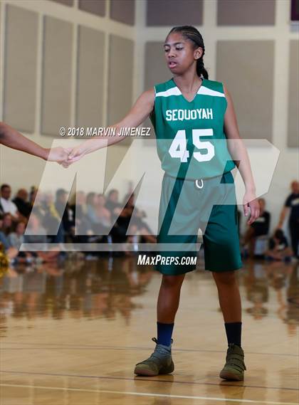 Thumbnail 1 in Garey vs. Hillcrest Christian photogallery.