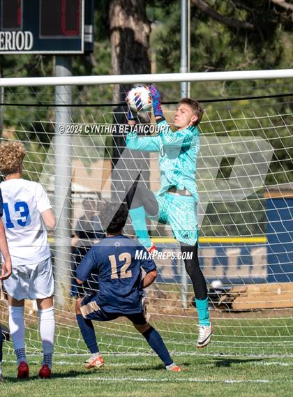 Thumbnail 3 in Mullen vs Centaurus photogallery.