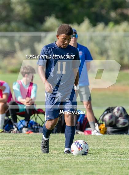 Thumbnail 1 in Mullen vs Centaurus photogallery.