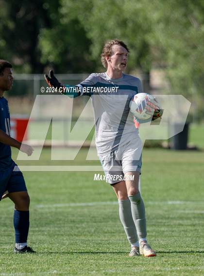 Thumbnail 1 in Mullen vs Centaurus photogallery.