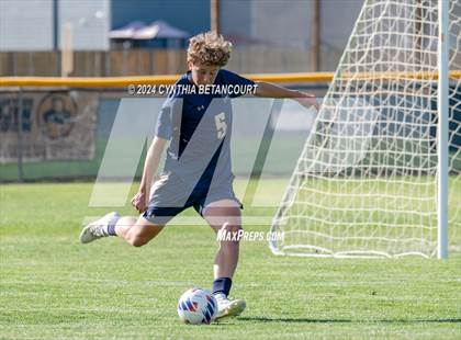 Thumbnail 1 in Mullen vs Centaurus photogallery.