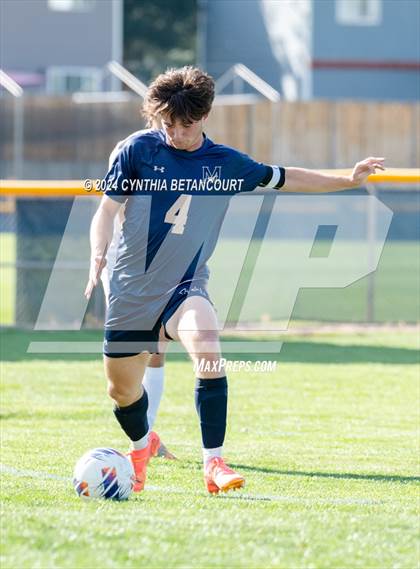 Thumbnail 2 in Mullen vs Centaurus photogallery.