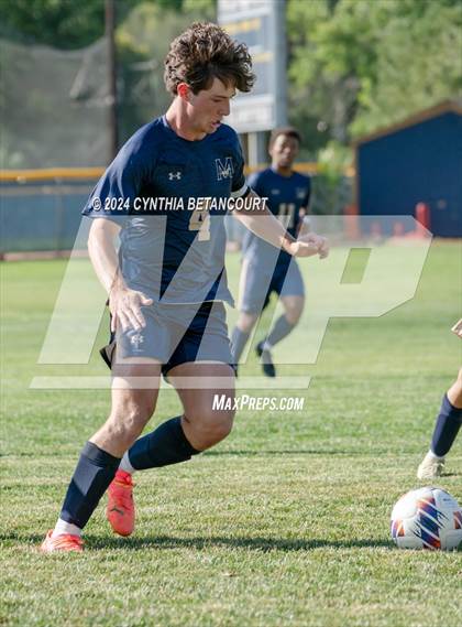 Thumbnail 1 in Mullen vs Centaurus photogallery.