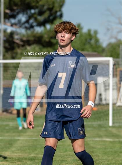 Thumbnail 2 in Mullen vs Centaurus photogallery.