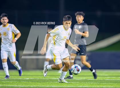Thumbnail 2 in Grand Oaks vs Eisenhower (UIL6A RegionII Bi-district playoffs) photogallery.