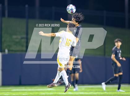 Thumbnail 3 in Grand Oaks vs Eisenhower (UIL6A RegionII Bi-district playoffs) photogallery.