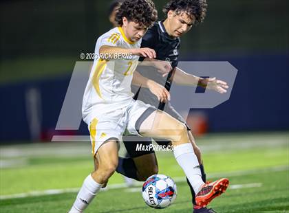 Thumbnail 1 in Grand Oaks vs Eisenhower (UIL6A RegionII Bi-district playoffs) photogallery.