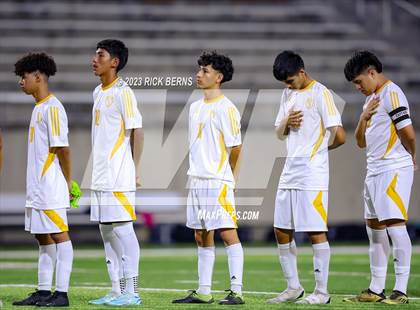 Thumbnail 3 in Grand Oaks vs Eisenhower (UIL6A RegionII Bi-district playoffs) photogallery.