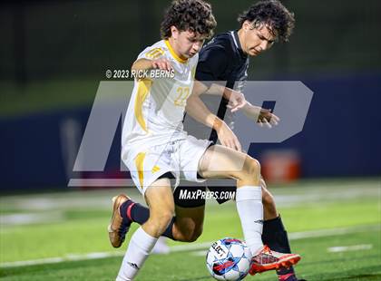 Thumbnail 3 in Grand Oaks vs Eisenhower (UIL6A RegionII Bi-district playoffs) photogallery.