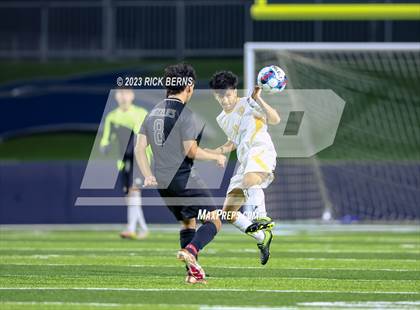 Thumbnail 3 in Grand Oaks vs Eisenhower (UIL6A RegionII Bi-district playoffs) photogallery.