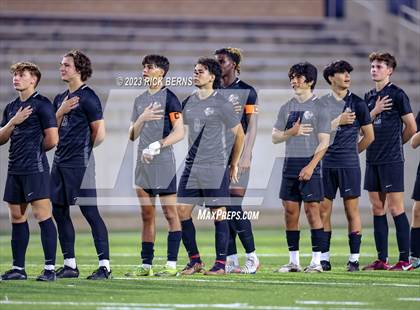 Thumbnail 2 in Grand Oaks vs Eisenhower (UIL6A RegionII Bi-district playoffs) photogallery.
