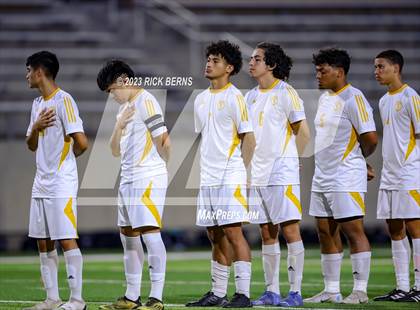 Thumbnail 2 in Grand Oaks vs Eisenhower (UIL6A RegionII Bi-district playoffs) photogallery.