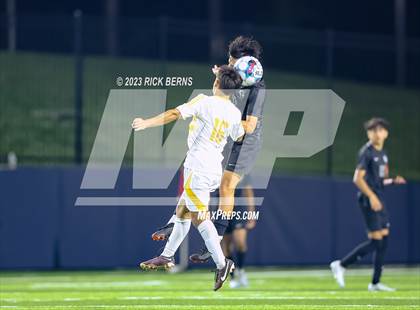 Thumbnail 1 in Grand Oaks vs Eisenhower (UIL6A RegionII Bi-district playoffs) photogallery.