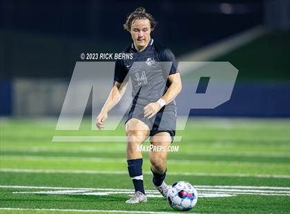 Thumbnail 3 in Grand Oaks vs Eisenhower (UIL6A RegionII Bi-district playoffs) photogallery.