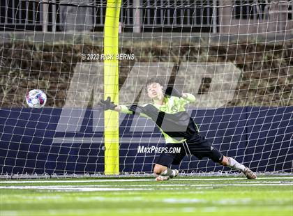 Thumbnail 3 in Grand Oaks vs Eisenhower (UIL6A RegionII Bi-district playoffs) photogallery.