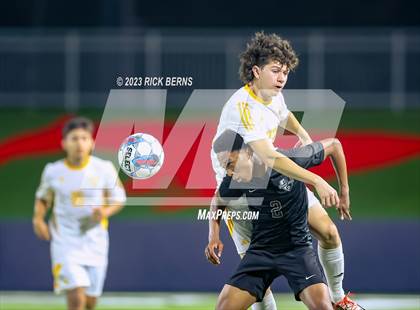 Thumbnail 2 in Grand Oaks vs Eisenhower (UIL6A RegionII Bi-district playoffs) photogallery.