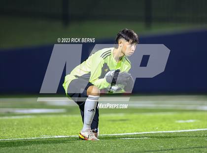 Thumbnail 1 in Grand Oaks vs Eisenhower (UIL6A RegionII Bi-district playoffs) photogallery.